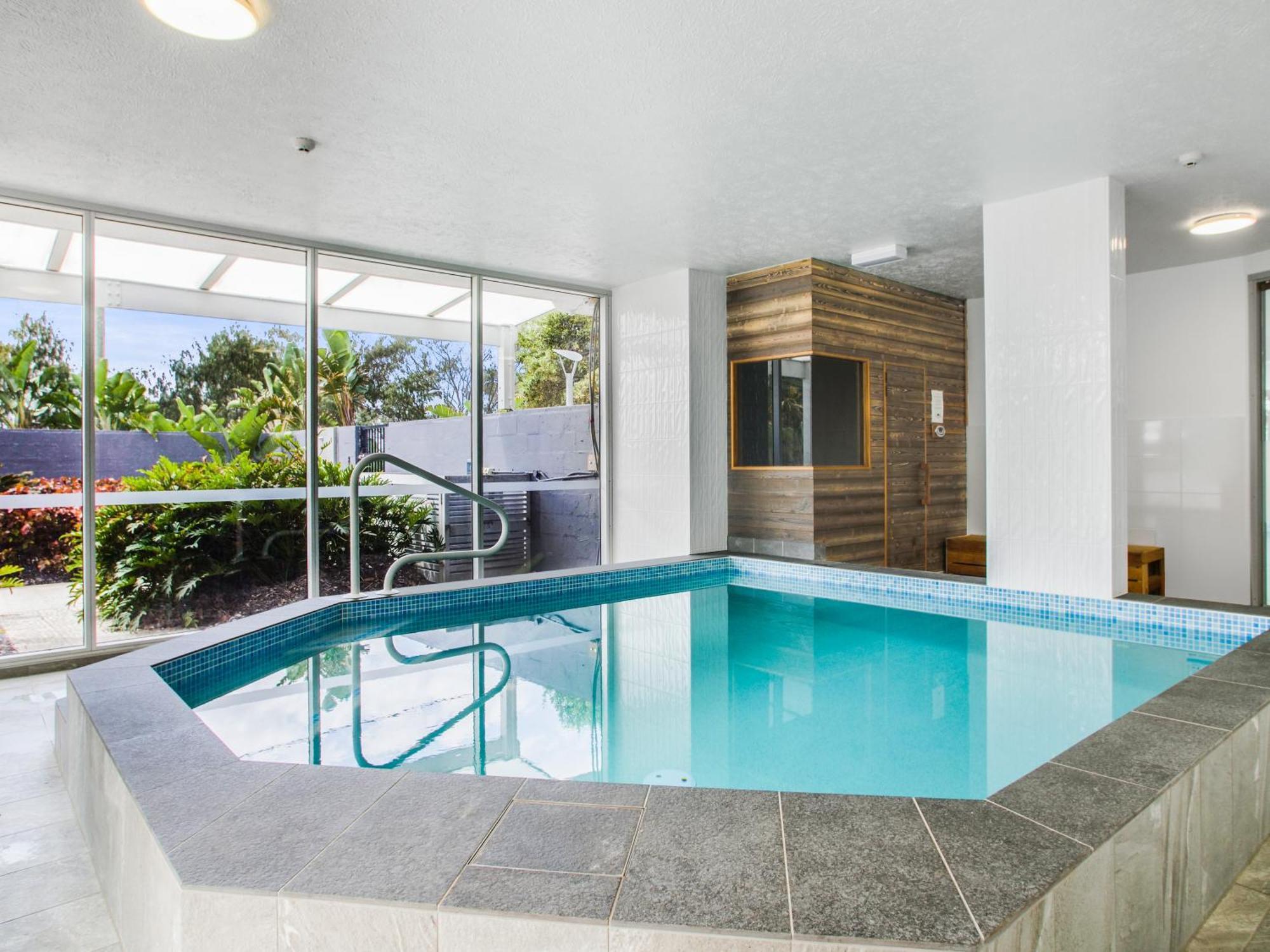 Boulevard Towers On Broadbeach Gold Coast Esterno foto