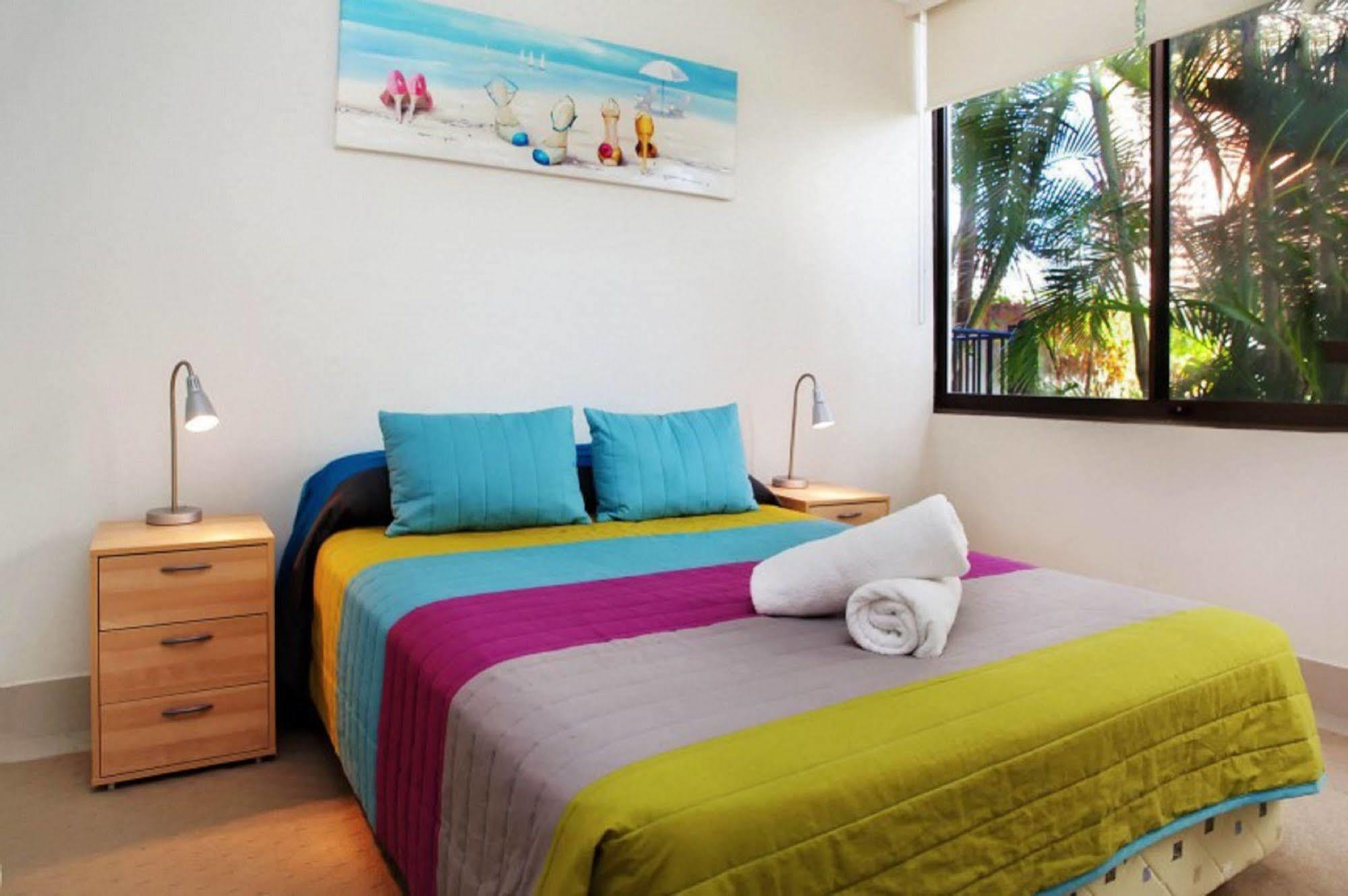 Boulevard Towers On Broadbeach Gold Coast Esterno foto