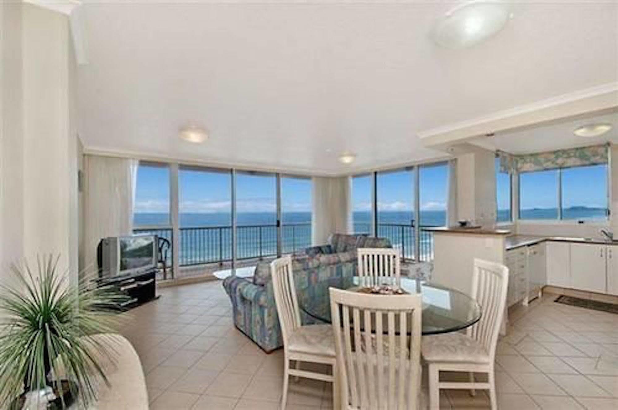 Boulevard Towers On Broadbeach Gold Coast Esterno foto