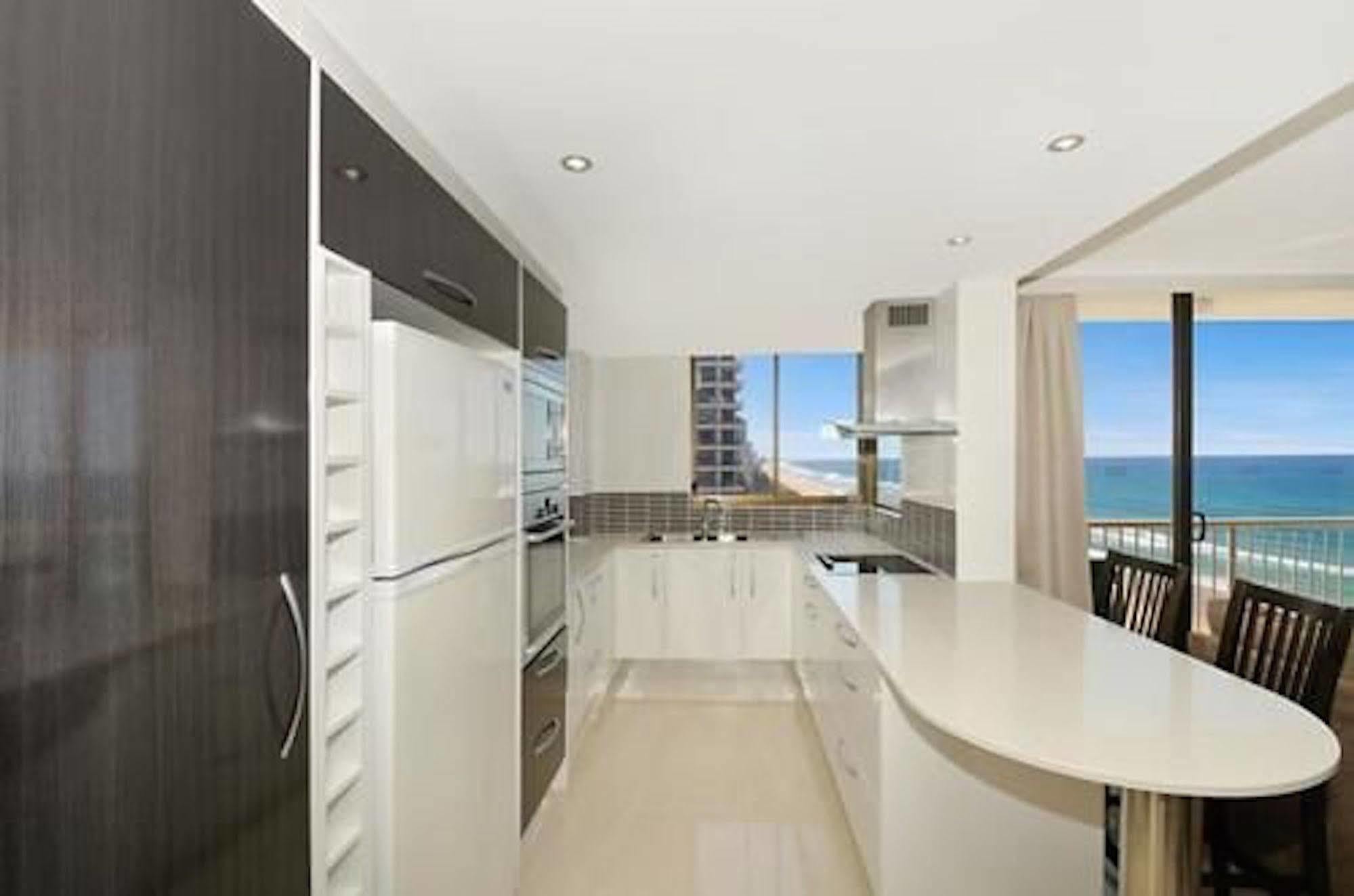 Boulevard Towers On Broadbeach Gold Coast Esterno foto