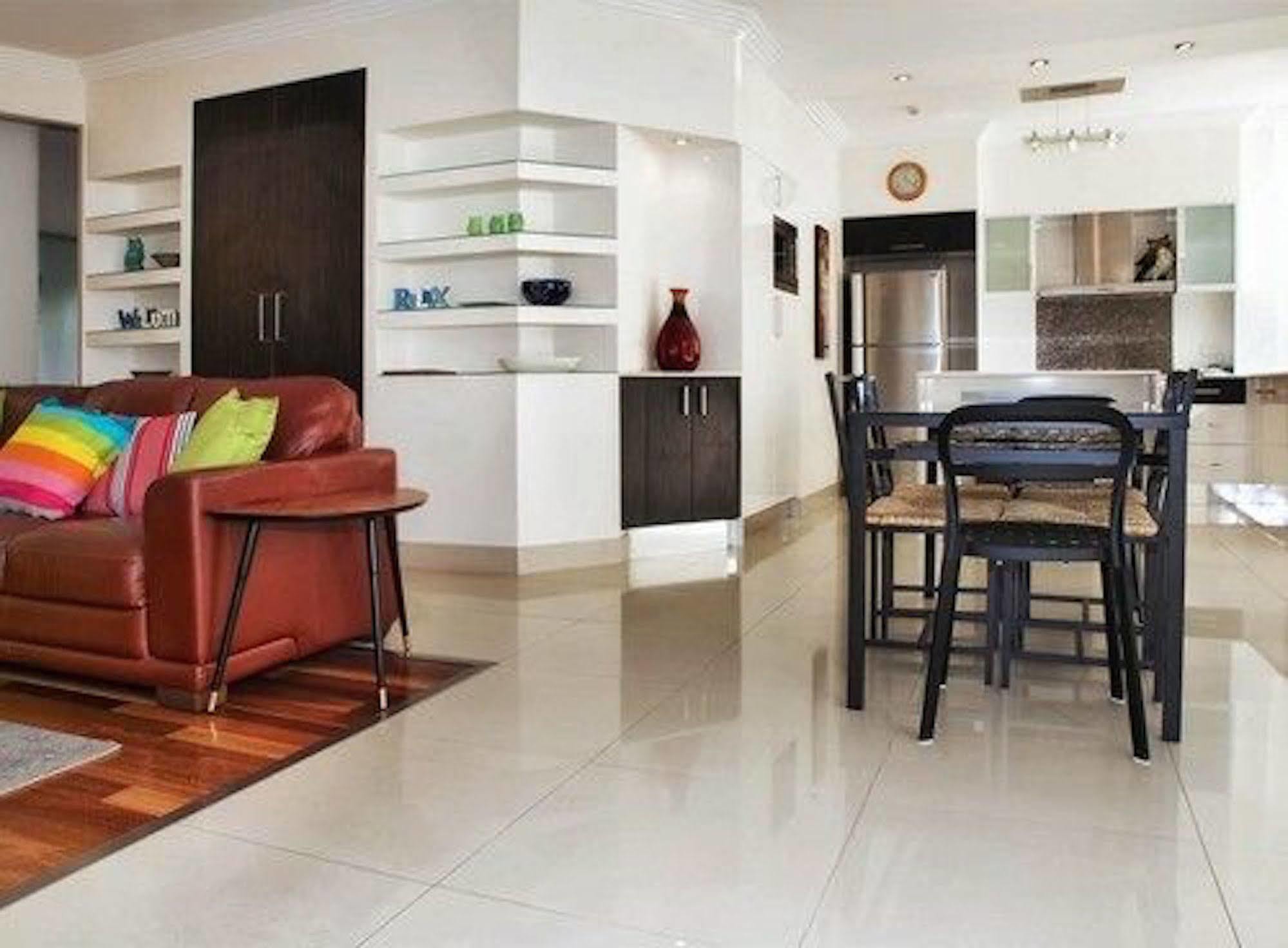 Boulevard Towers On Broadbeach Gold Coast Esterno foto